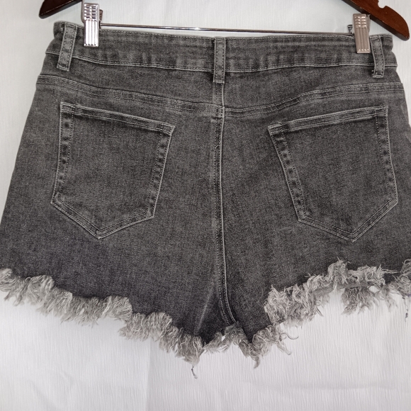 Shorts, canvas, Shein brand, sexy. - Picture 3 of 8